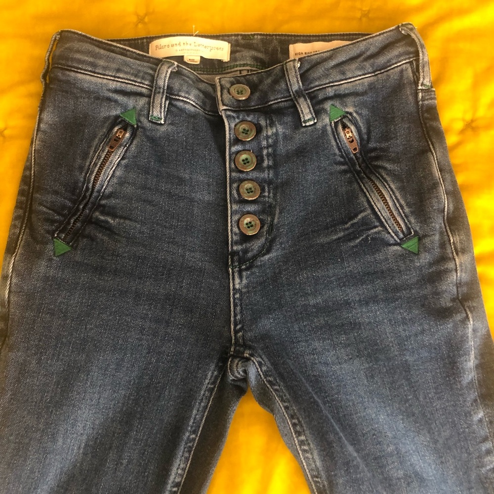 Anthropologie High Rise Boot Cut Jeans. Size 25.